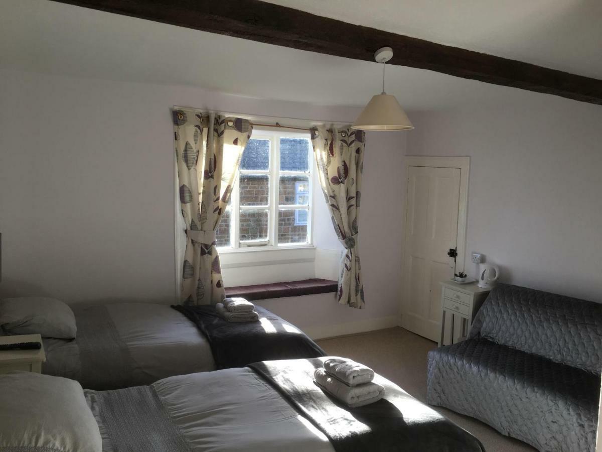 Bed and Breakfast Bartholomew Arms Maidford Exterior foto